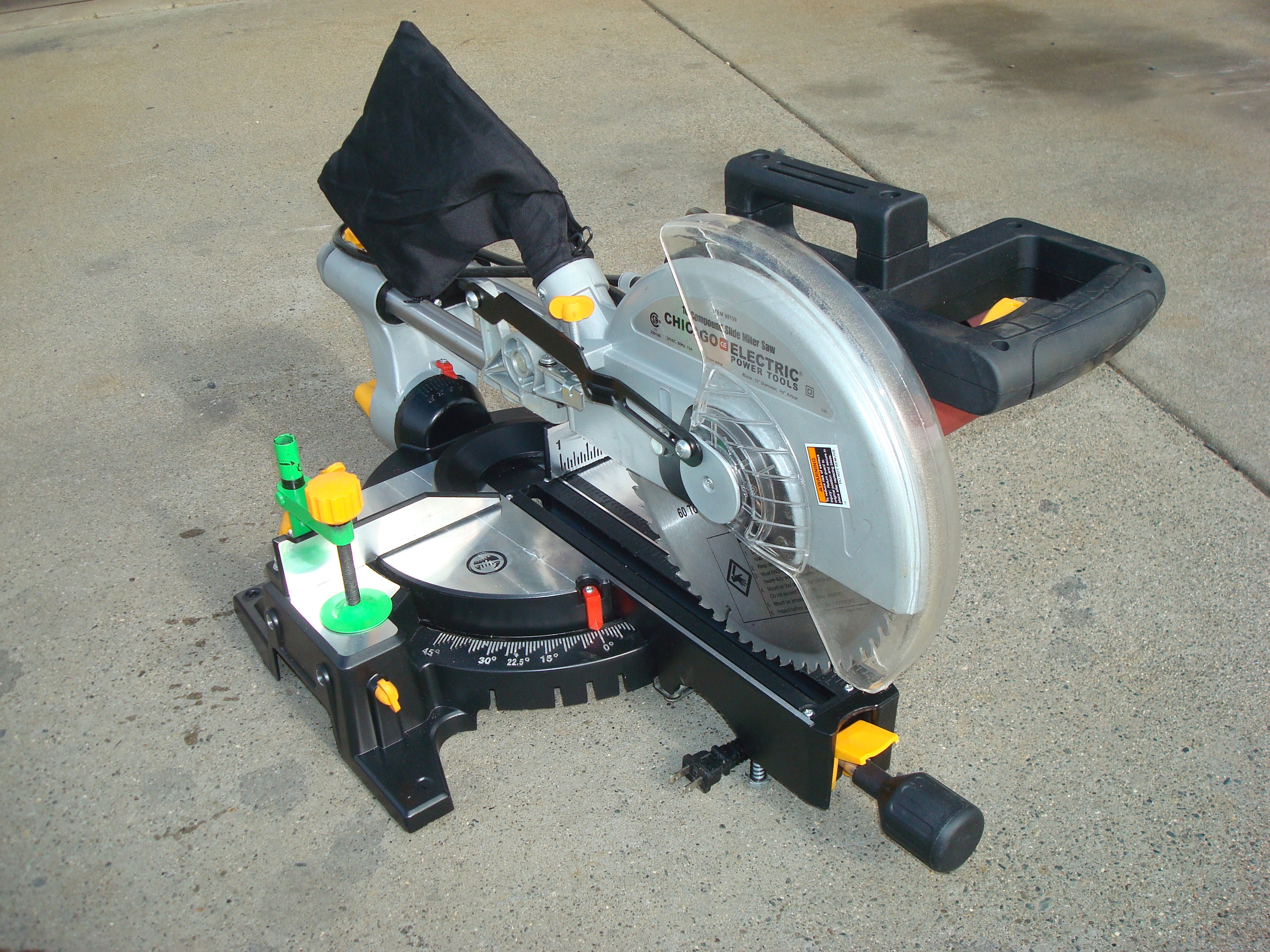 Gmc 10 inch slide compound miter saw #4